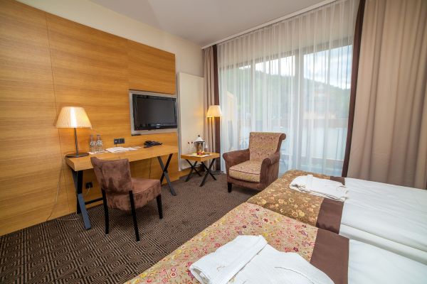 Grand Nosalowy Dwór (Zakopane)